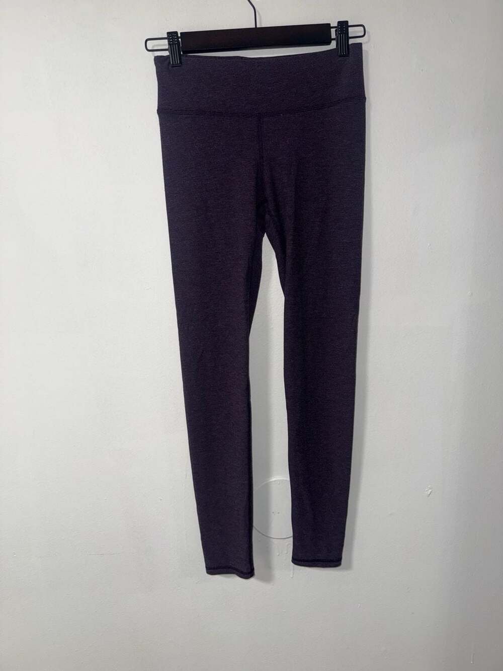 GapFit Purple Ribbed Workout Athletic Leggings Size XS - Picture 2 of 5